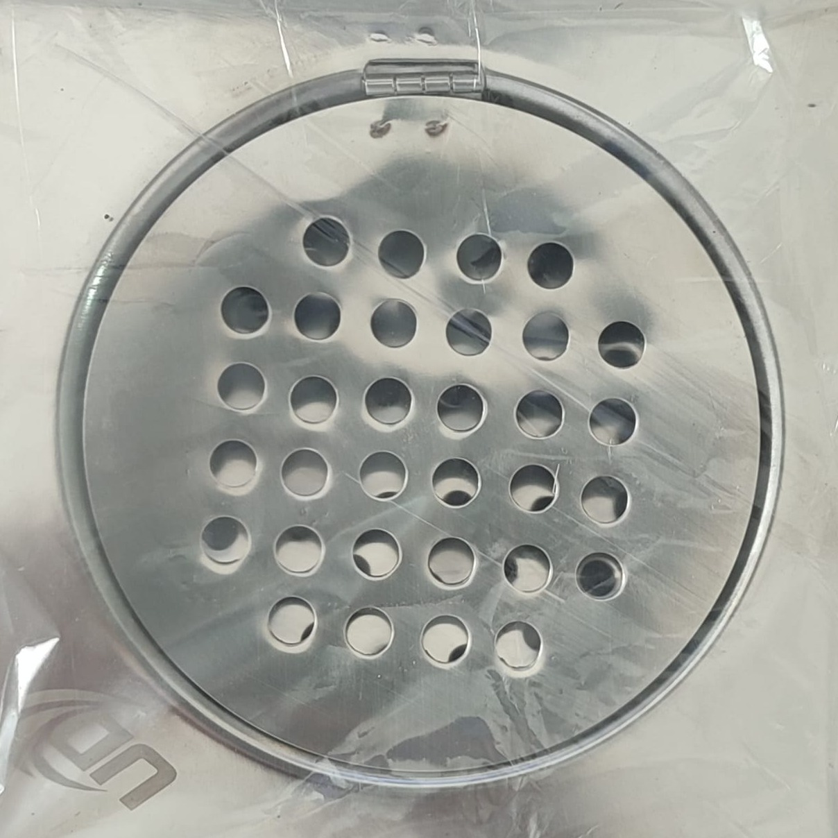 Floor waste steel 16 number qabze wali UD